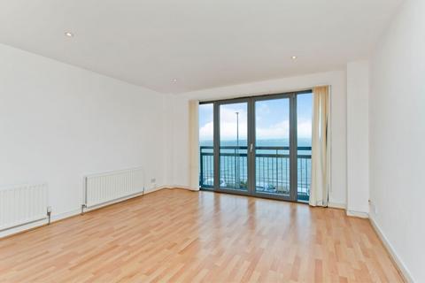 3 bedroom flat for sale, Western Harbour Midway, Edinburgh EH6 6LG