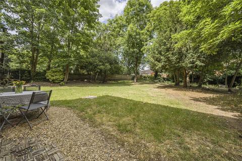 Flat 6, More House, 26 The Grove, Isleworth, TW7 4JU