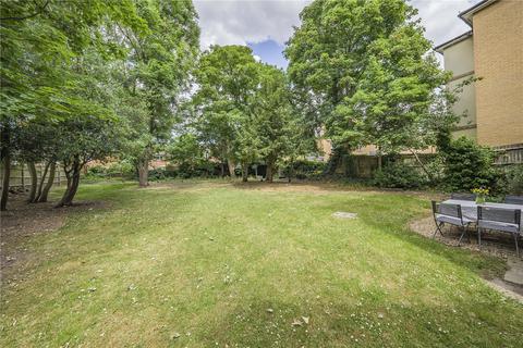 Flat 6, More House, 26 The Grove, Isleworth, TW7 4JU