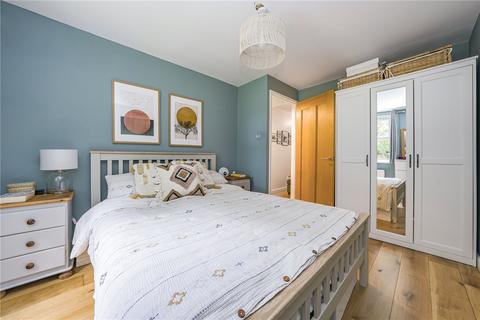 Flat 6, More House, 26 The Grove, Isleworth, TW7 4JU