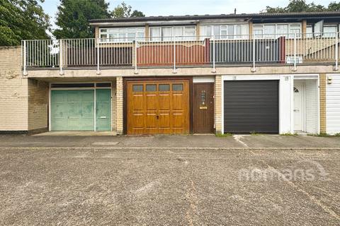 4 bedroom terraced house for sale, Sanctuary Close, Harefield, Uxbridge