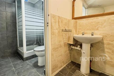 4 bedroom terraced house for sale, Sanctuary Close, Harefield, Uxbridge