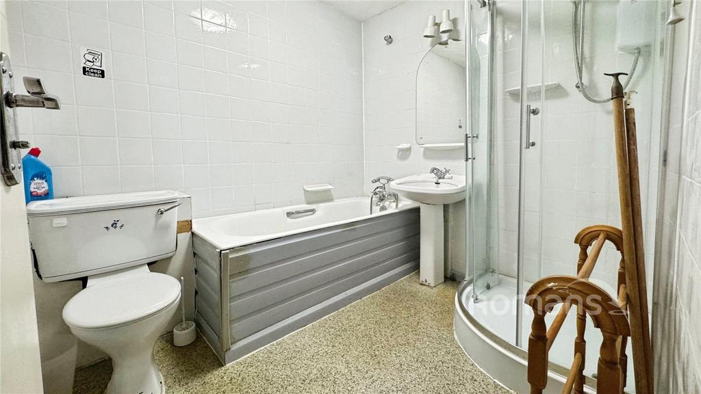 Bathroom 2
