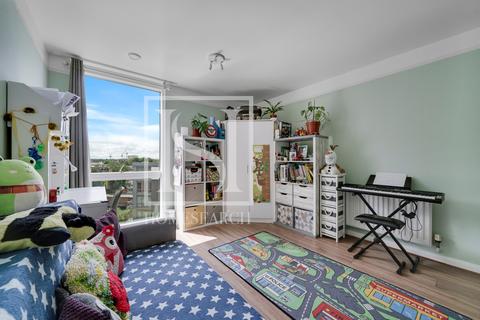 1 bedroom flat for sale, Trico House , TW8
