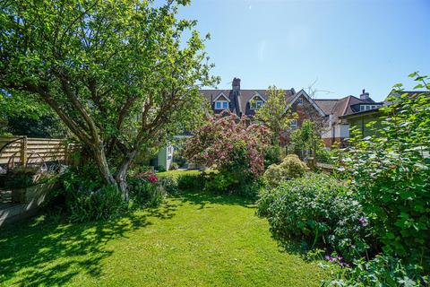 undefined, St. Matthews Gardens, St. Leonards-On-Sea