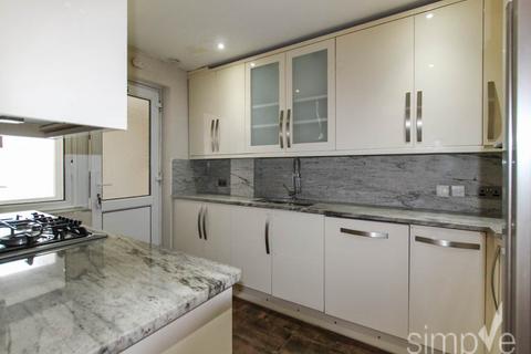 3 bedroom house to rent, Cranford Drive, Hayes, Middlesex