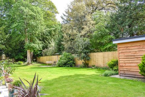 2 bedroom ground floor flat for sale, 173 Lymington Road, Highcliffe, Christchurch, BH23