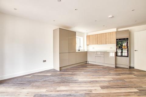 2 bedroom ground floor flat for sale, 173 Lymington Road, Highcliffe, Christchurch, BH23