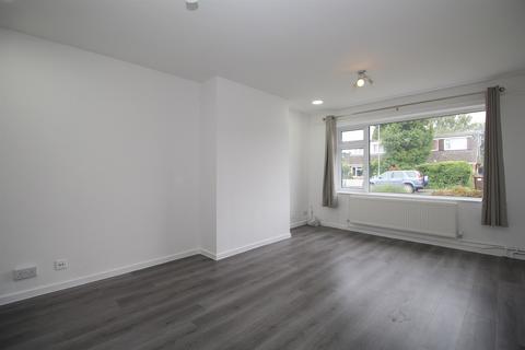 3 bedroom semi-detached house to rent, Thirlmere Drive, Loughborough, LE11