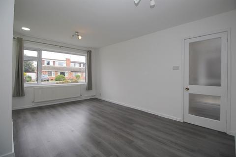 3 bedroom semi-detached house to rent, Thirlmere Drive, Loughborough, LE11