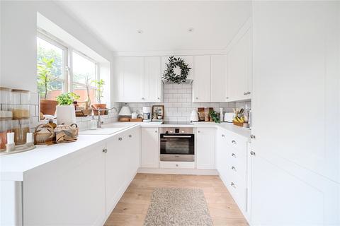 6 Derry Close, Ash Vale, Aldershot, GU12 5SR