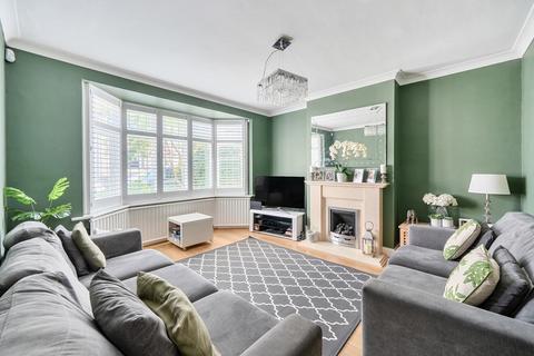 24 Barrow Avenue, Carshalton, SM5 4NY