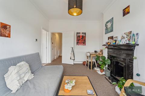 2 bedroom barn conversion to rent, St. Johns Avenue, London