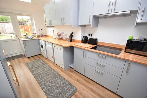 undefined, Wixford Grove, Shirley B90