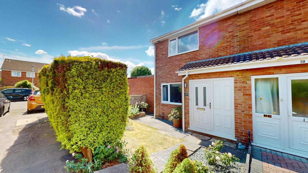 House in Cheltenham, Prestbury - View 2
