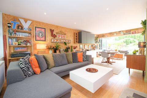 undefined, Woodside, Orpington