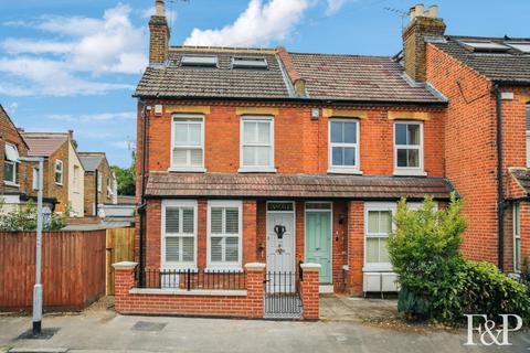 61 Bourne Avenue, Windsor, SL4 3JR