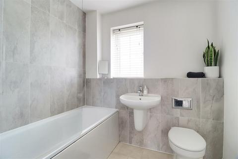 12 Devonshire Close, Elloughton, Brough, HU15 1UB