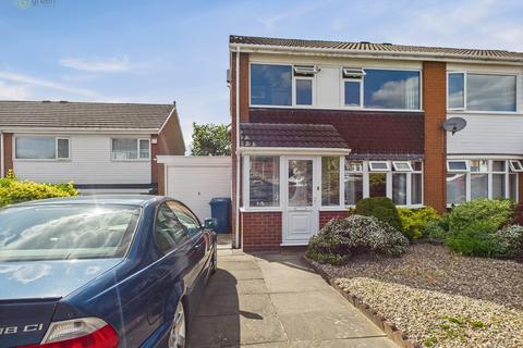 3 Dennis, Tamworth, B77 2RE