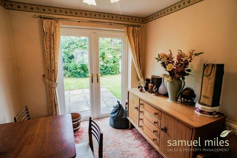 undefined, Willowbrook, Wiltshire SN5