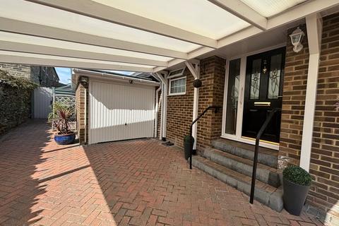 2 bedroom detached house for sale, Brook Lane, Clayton, Bradford