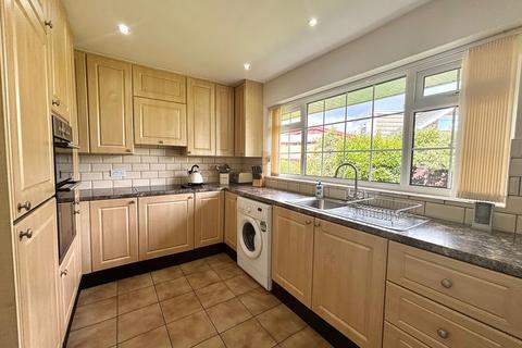 2 bedroom detached house for sale, Brook Lane, Clayton, Bradford