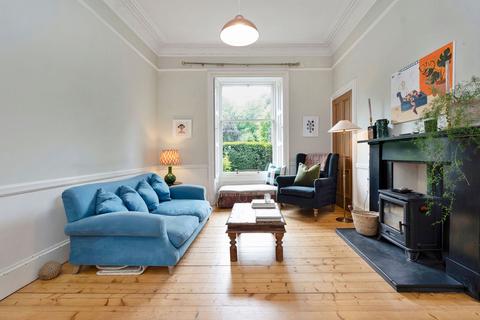 29 Hillside Crescent, Edinburgh, EH7 5EF