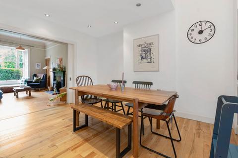 29 Hillside Crescent, Edinburgh, EH7 5EF