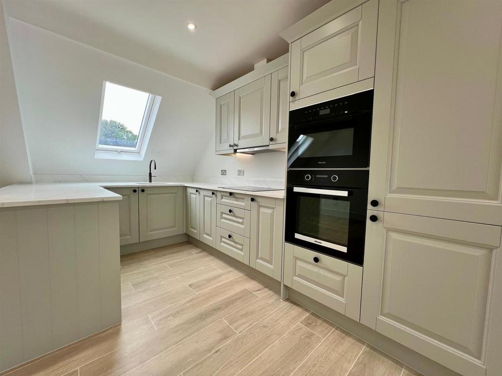 PHOTO-2025-06-09-18-29-22 5.jpg