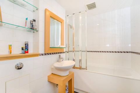 1 bedroom flat for sale, Graham Street, Angel, London, N1