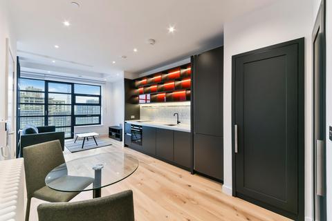 Studio for sale, Defoe House, London City Island