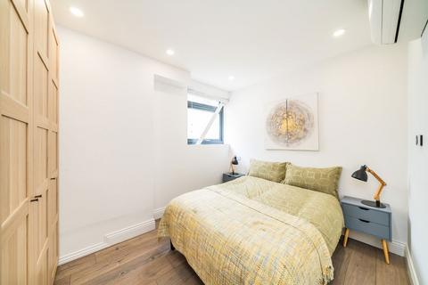 undefined, Elm Grove, London SW19