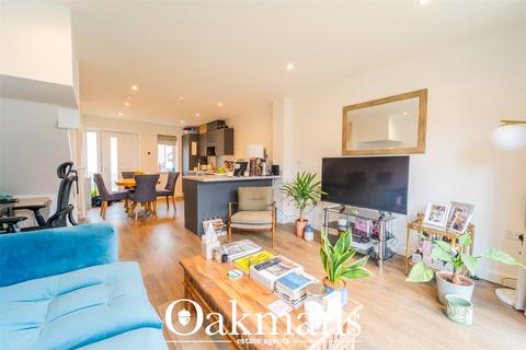 undefined, Rosewood Drive, Birmingham B90
