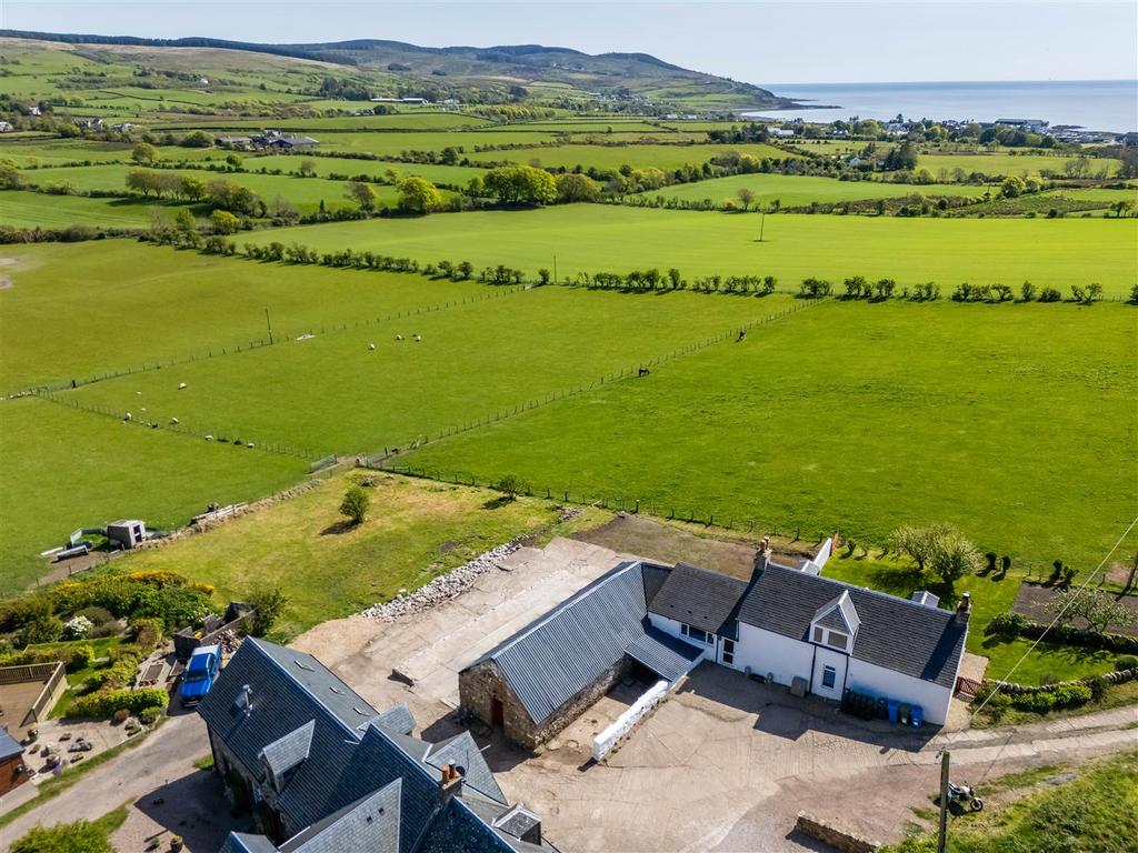 Towards Blackwaterfoot