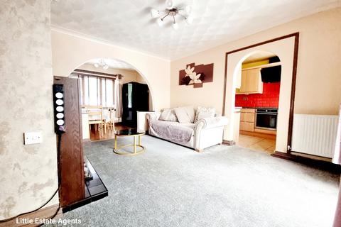 3 bedroom terraced house to rent, Parbold Avenue, St. Helens, WA11