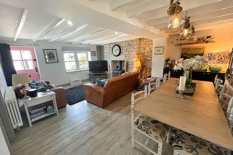 undefined, 20 Eastgate, Cowbridge The Vale of Glamorgan CF71 7DG