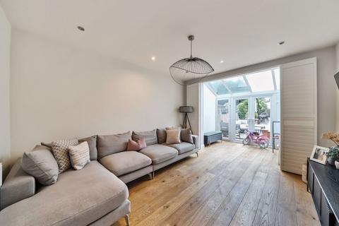 16 Downs Road, Purley, CR8 1DS