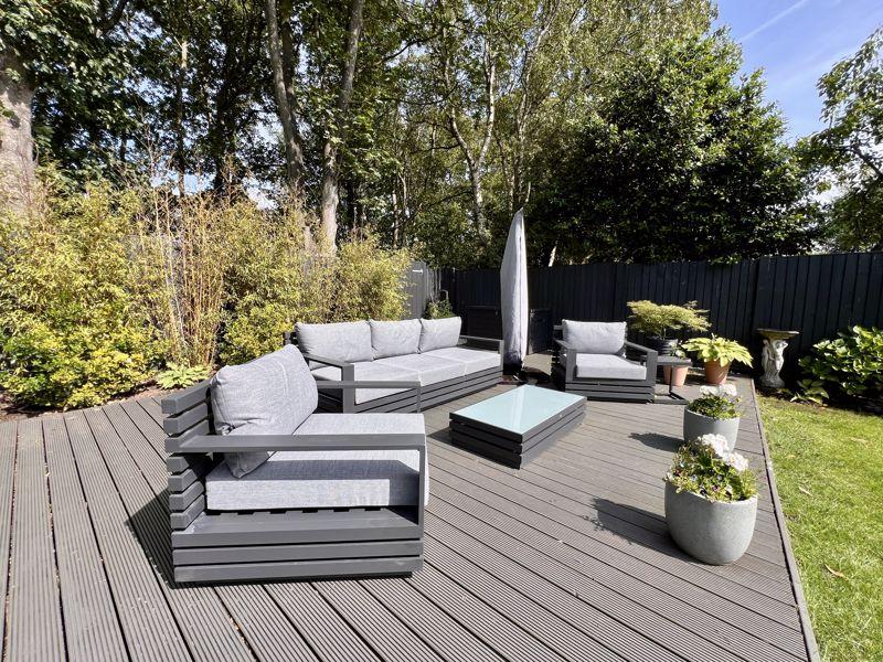 Extension Lounge