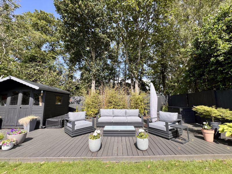 Rear Decking Area