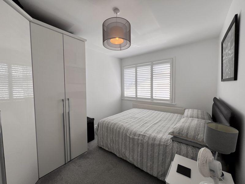 Middle Bedroom