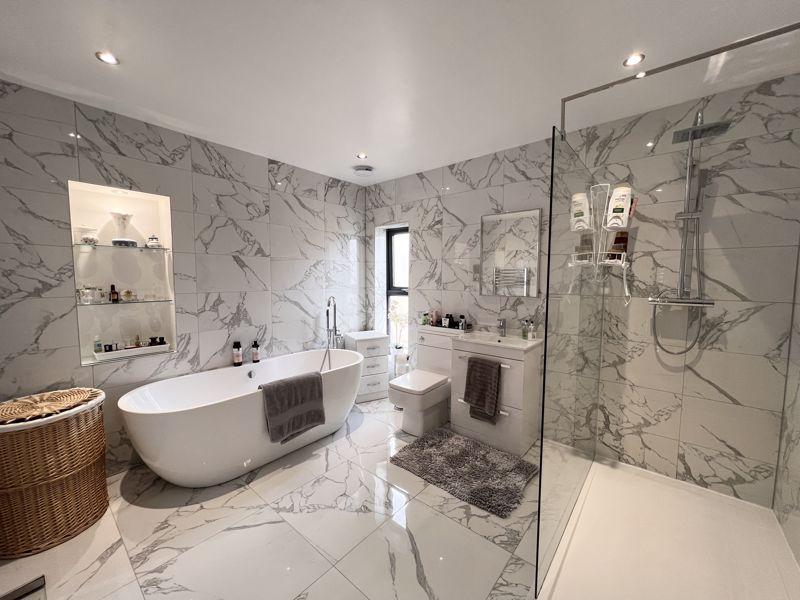Ensuite Bathroom