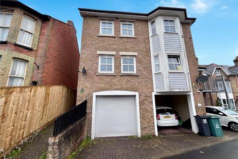 St. Johns Road, Newport