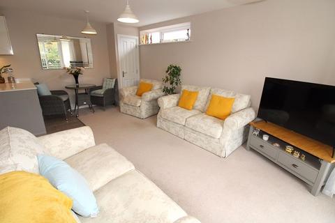 2 bedroom apartment for sale, Epsom
