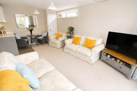 2 bedroom apartment for sale, Epsom