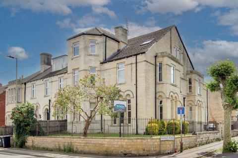 Avenue Road, Trowbridge