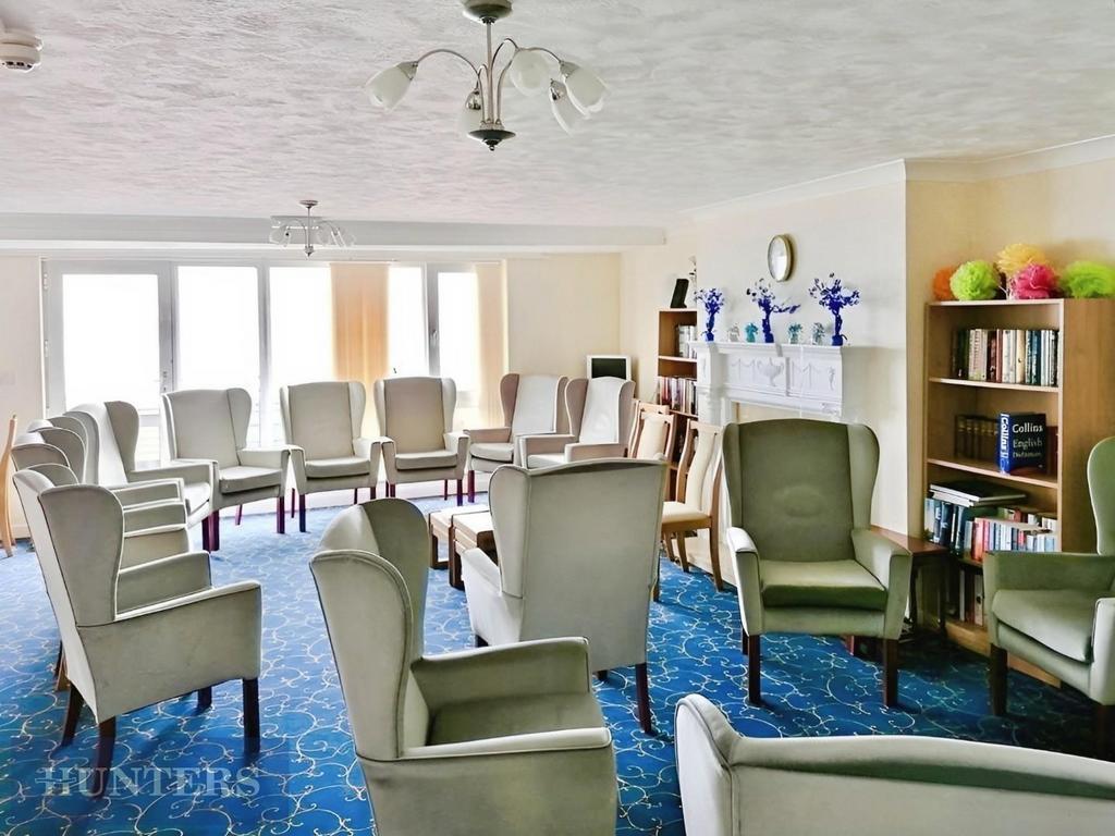 26f47578-Communal 20 Lounge.jpg