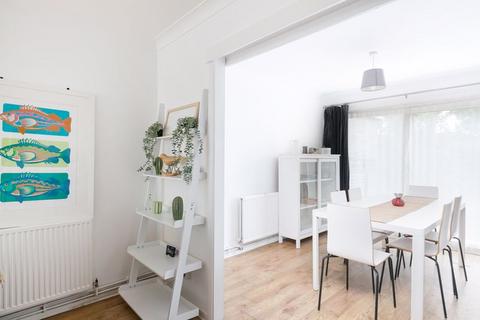 3 bedroom terraced house for sale, Turnpike Link, East Croydon