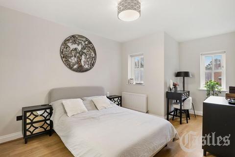 2 bedroom flat for sale, Maybury Mews, Stanhope Road, N6