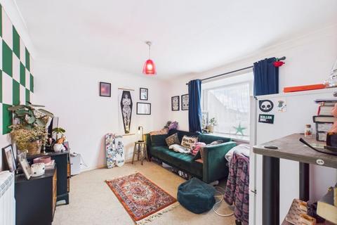 undefined, Brook Street, Falmouth - Ground floor flat