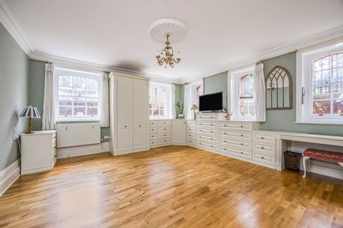 3 bedroom apartment for sale, Clocktower Drive, Southsea